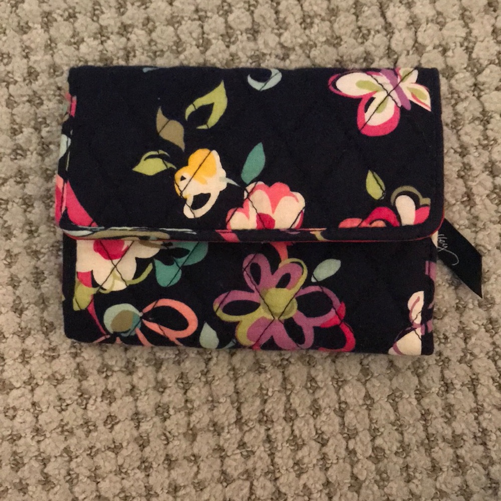 Vera Bradley Iconic RFID Riley Compact Wallet